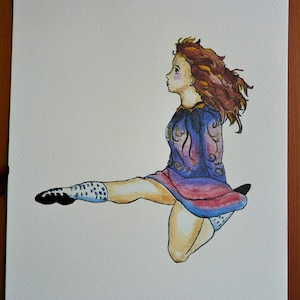 Pequeña y adorable bailarina irlandesa con vestido morado, impresión artística en acuarela, pintura, decoración de pared para el hogar.