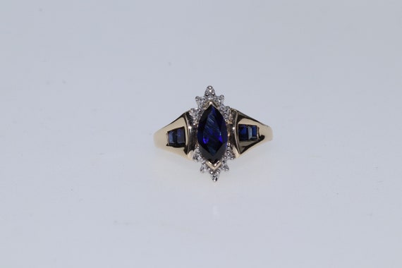 10K Sapphire & Diamond Ring