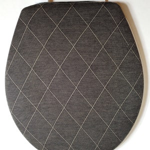 Standard size, cloth Toilet lid Cover: Bathroom decor idea. Stretchy lid cover. Tan and black, Eco friendly toilet seat lid cover.