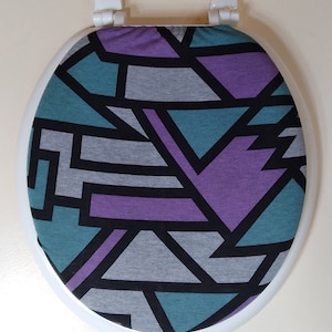Cloth Toilet Seat lid Cover : Bathroom ideas. Loo decor. Easy and inexpensive ways to change the look of your bathroom. Spandex toilet cover