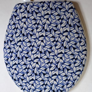 Toilet Seat lid Cover, for standard size toilet. Bathroom Decor idea. Light blue and white leaf pattern. Thin Spandex fabric lid cover, loo