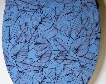 Ideas para baños pequeños. Tapa de asiento de inodoro alargada. Tapa de la tapa del inodoro del asiento del inodoro. Tela azul reutilizada, funda para tapa de asiento de inodoro. hoja de la selva