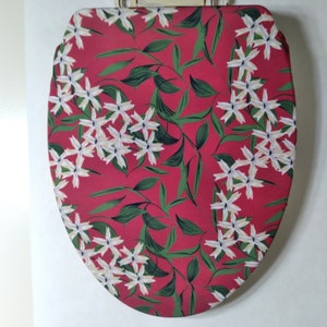Cloth Toilet Seat lid Covers For elongated toilet. Easy bathroom remodeling and decorating ideas. Recycled material. Cloth fabric. Loo art.