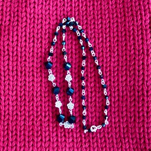 Classy silver necklace with flower and Swarovski crystal beads