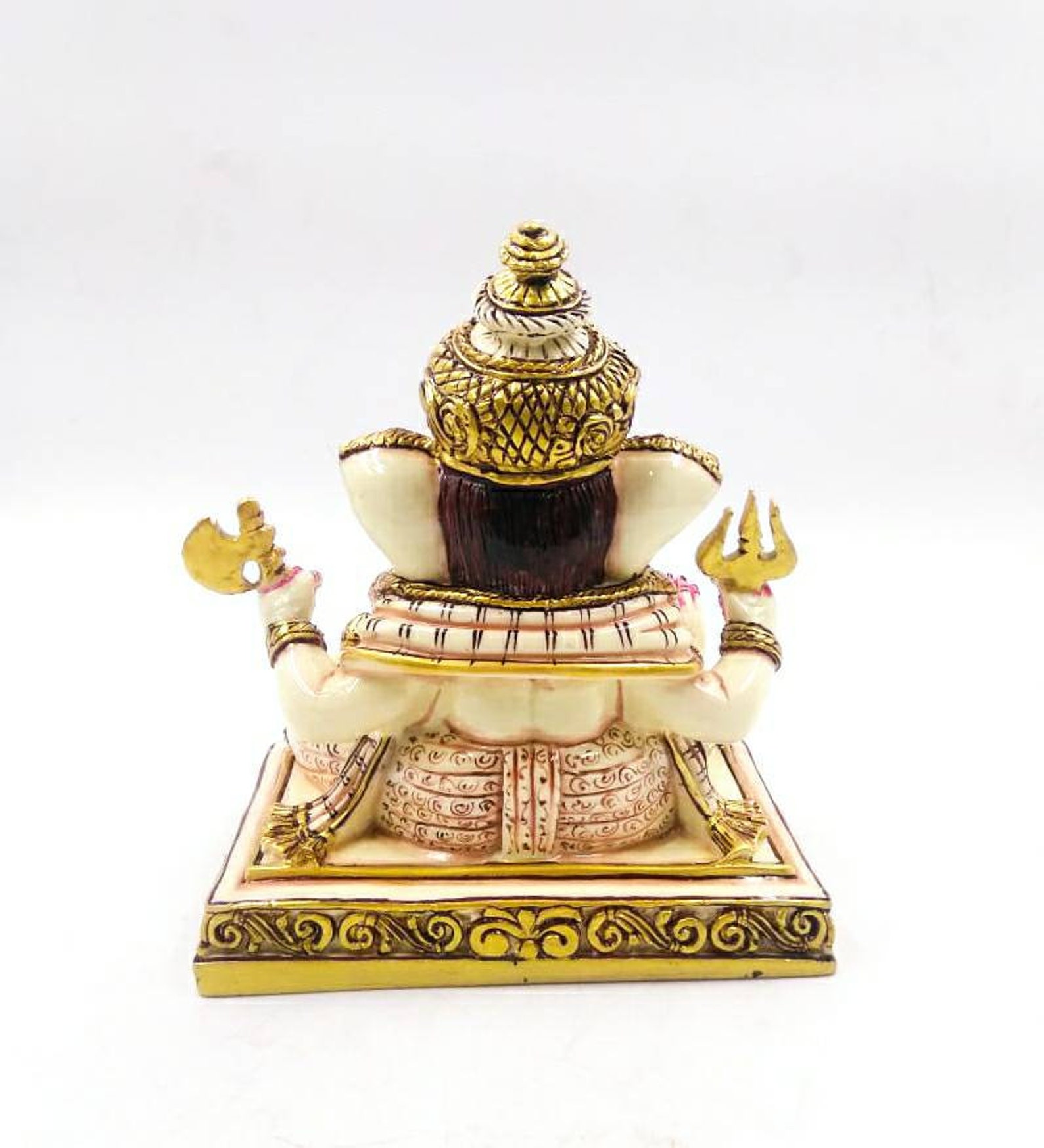 resin ganesh statue
