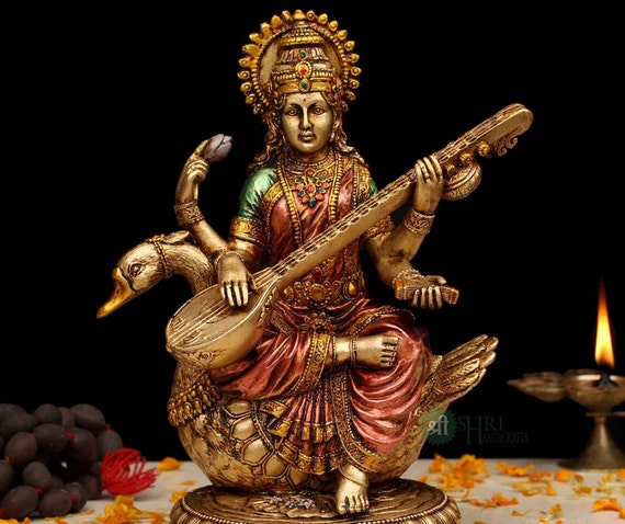 サラスワティ像、21 CM 銅仕上げ 白鳥に乗ったサラスワティ女神