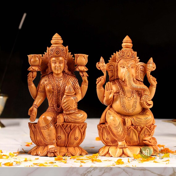 Altar Box Statue with Ganesh, Saraswati and Laxmi Altar Box Statue with Ganesh, Saraswati and Laxmi