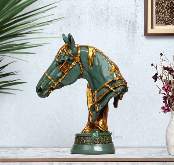 馬の頭 桜型金属装飾品 幸運の馬の頭の像 フィギュア 種馬 ギフト用品 家の装飾 本棚 抽象彫刻