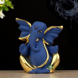 Lord Ganesha Statue for Car Dashboard, Gold Plated Sculpture, Hindu God Figurine Temple Feng Shui Decor Lord Ganesh Idol Home Decor Moorti