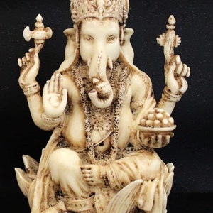 6.5&#39;&#39; Lord Ganesha Sitting on Lotus# Resin Statue# Hindu Elephant God# Temple God# Ganesha Figurines# Good Luck God# Valentine&#39;s Day Gift