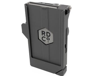 5 card badge holder with integrated RFID blocking, RSA token, and pen holder