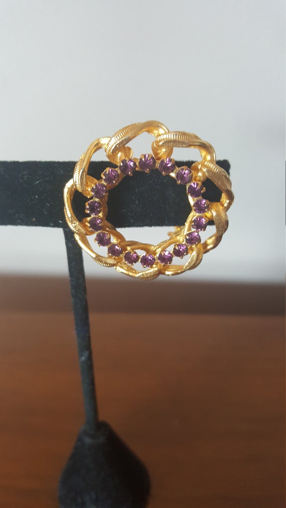 Vintage Purple Rhinestone Brooch with 18 Amethyst… - image 3