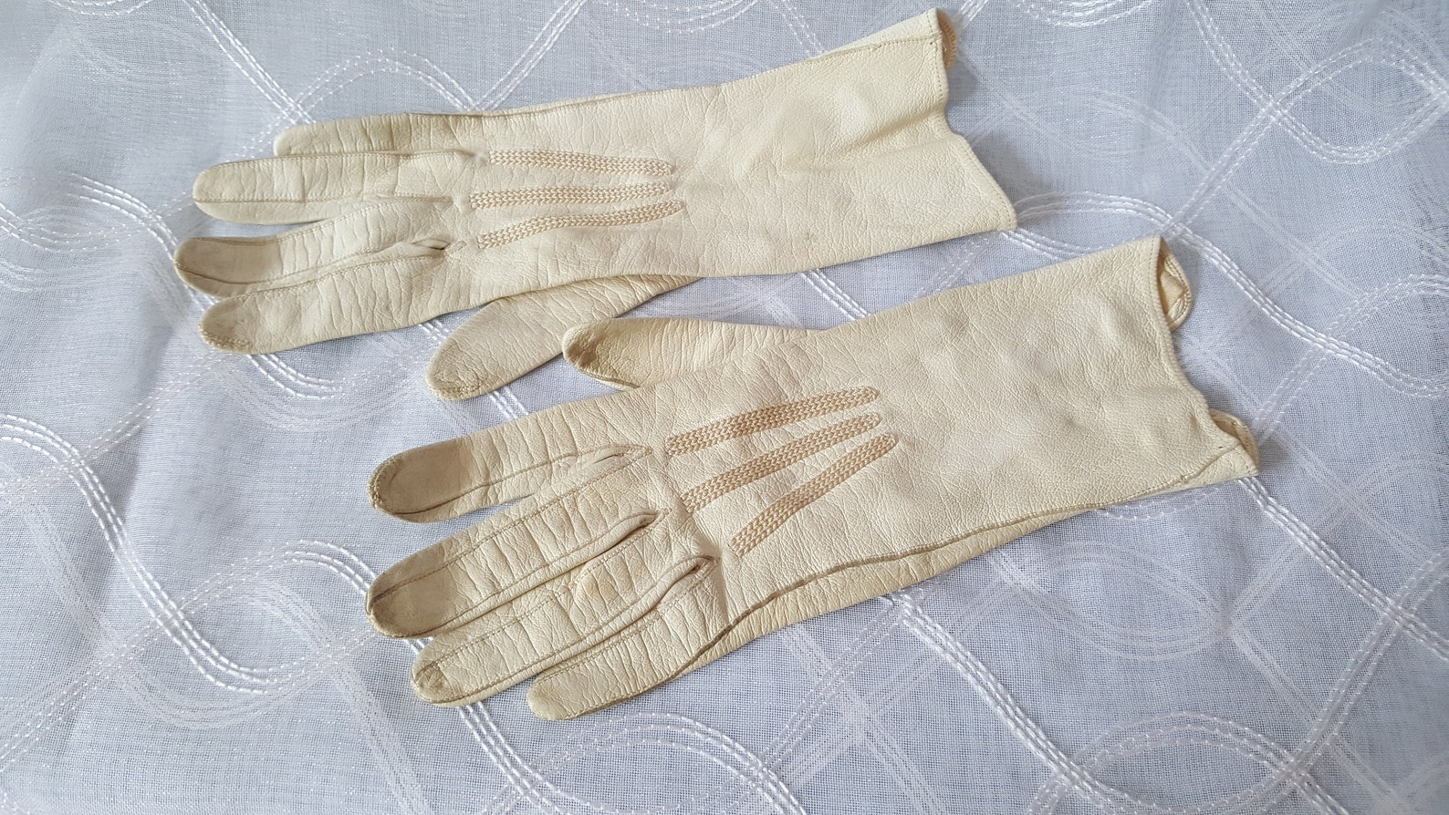 Vintage Kidd Leather Gloves Size Small Cream Colored Leather Etsy Australia