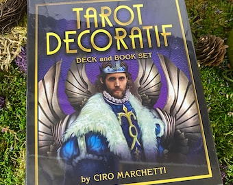 Tarot Decoratif Deck and Book Set