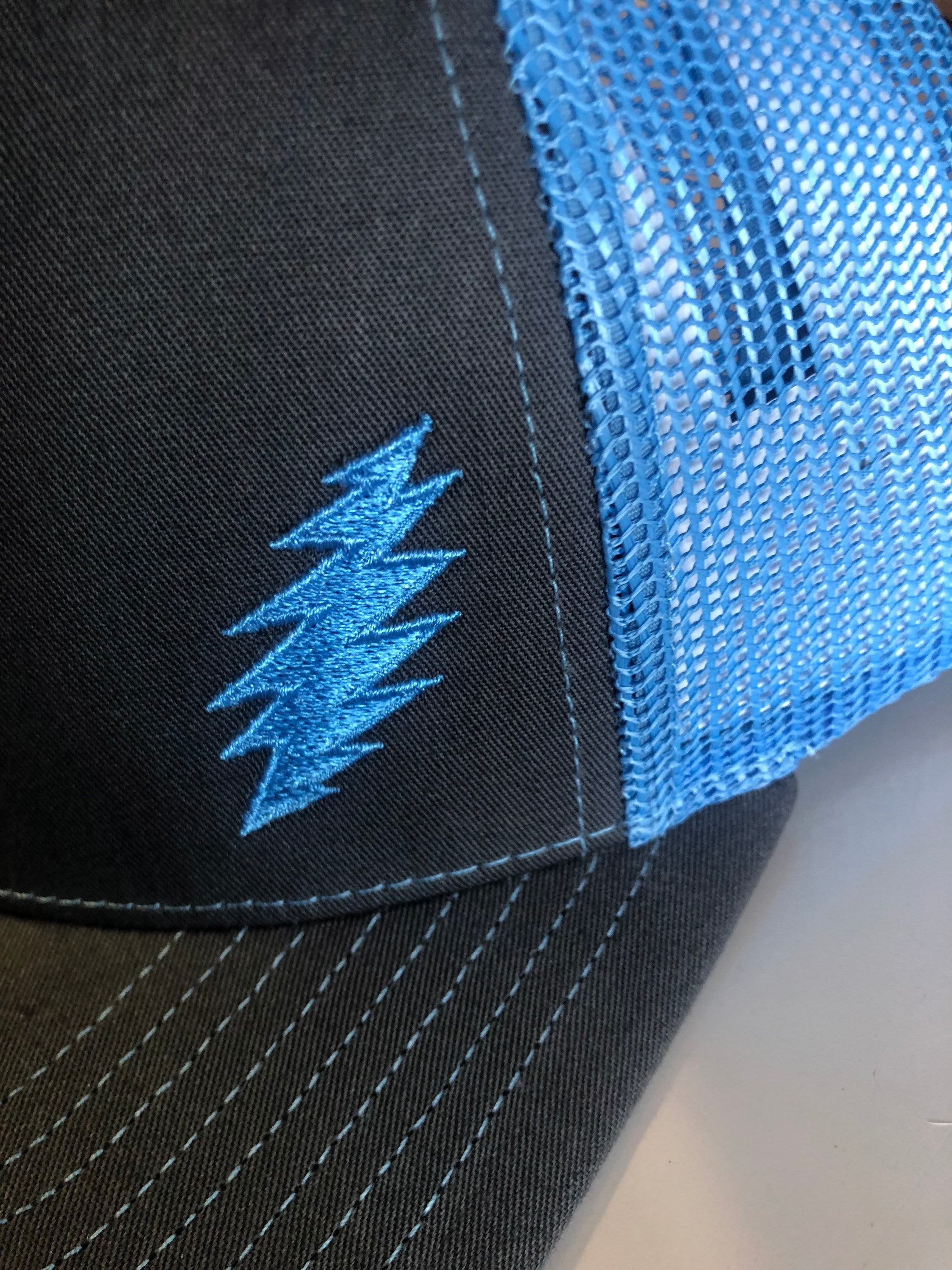 13 Point Bolt Embroidered Snapback Trucker Hat (Richardson 112)
