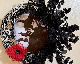 Wicked Witch Poppy Wreath: Wizard of Oz Inspired Fall Decor