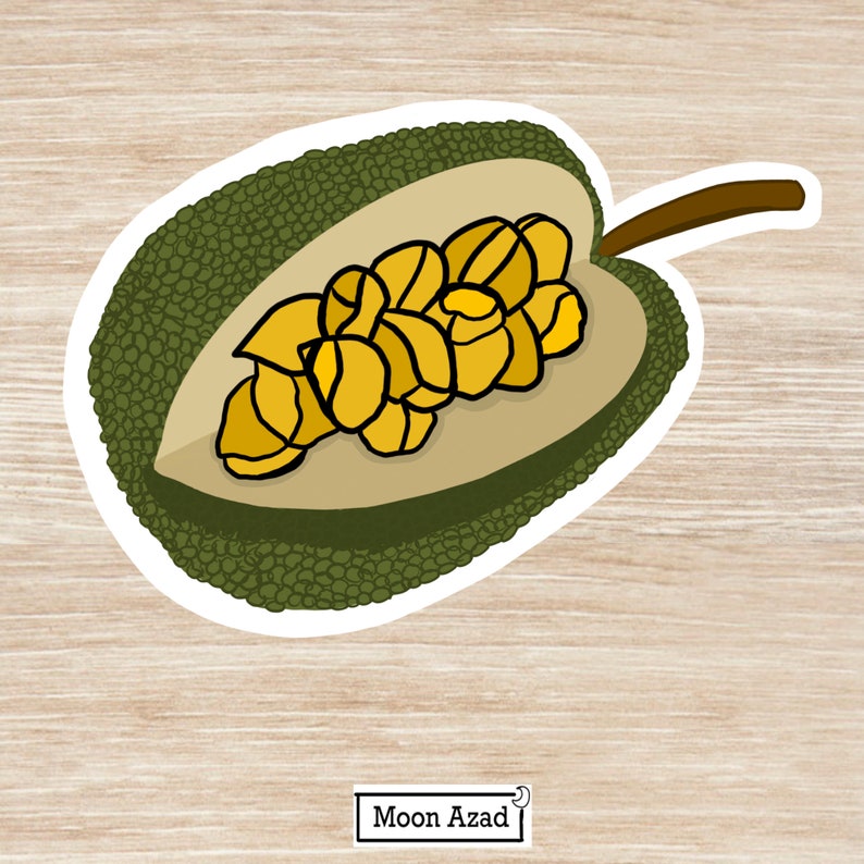 Puede incluir: Un jackfruit verde con una pegatina blanca. El jackfruit est&aacute; abierto y muestra la pulpa amarilla en el interior. La pegatina dice "Moon Azad".