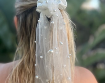 Cream Pearl Bridal Hair Scarf, Hair Scarf, Hair Accessories, Pearl Hair Scarf, Pearl Accessory, Bridal Hair Accessory, Bridal Scarf