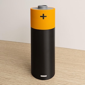 Pratico contenitore per il riciclaggio di batterie e accumulatori