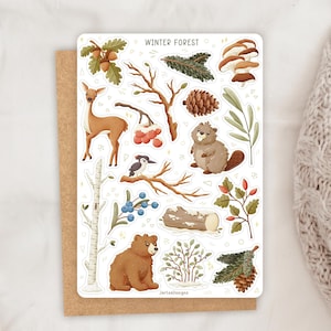 Feuille d'autocollants Bois d'hiver | autocollant d'hiver | Feuille d'autocollants | Stickers carnet, Animaux de l'hiver, Nature, Stickers mignons, Cerf, Ours, Feuillage