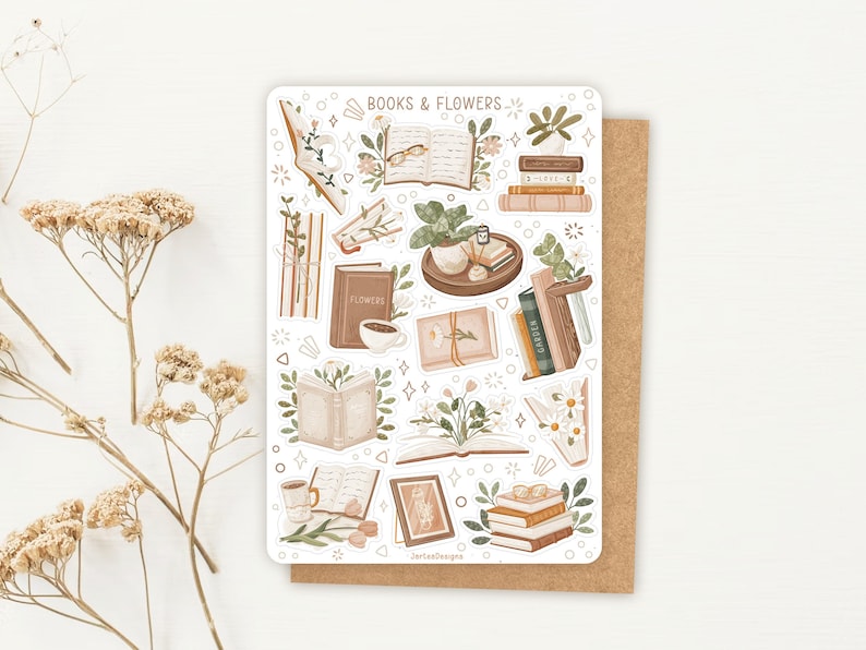 Peut inclure: Une planche d'autocollants intitul&eacute;e BOOKS & FLOWERS pr&eacute;sentant diverses illustrations de livres ouverts et ferm&eacute;s, de plantes en pot, de tasses de caf&eacute; et de compositions florales dans des tons terreux, incluant du marron, du vert et du cr&egrave;me.