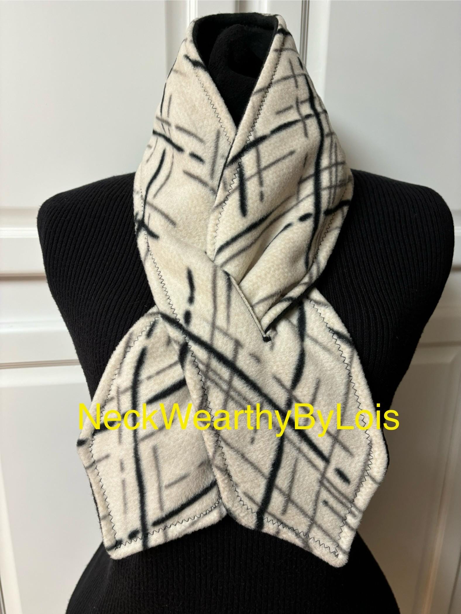 Winter White/Black Reversible Fleece Pull-Through Scarf, Double-Layer Short Small Winter Scarf for Man, Woman, Teen