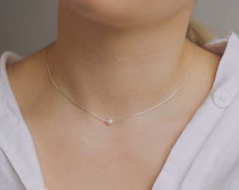 Zierliche Halskette 925 Silber mit kleiner Perle • MILLY