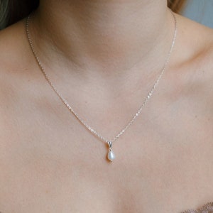 Feine Halskette Silber mit Perlen Anhänger Minimalistisch JULIETTE Bild 2