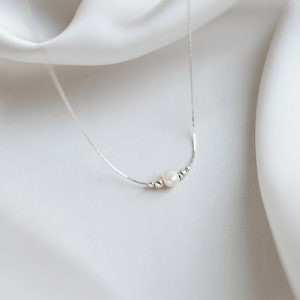 Fine necklace silver with pearls Chain with freshwater pearl 925 silver Minimalist image 4