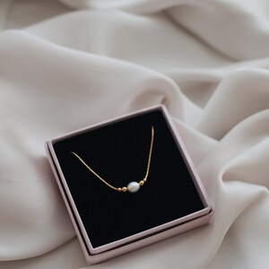 Feine Halskette Gold mit Perlen Kette mit Süßwasserperle 14K Gold Fill Minimalistisch Bild 9