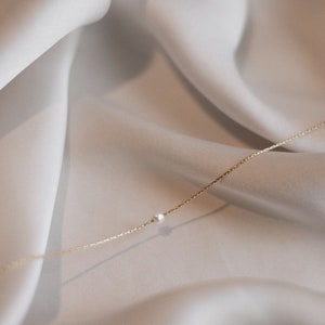 Dainty gold necklace with small pearl 14K gold filled MILLY image 8