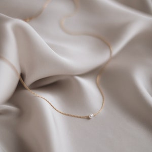 Dainty gold necklace with small pearl 14K gold filled MILLY image 4