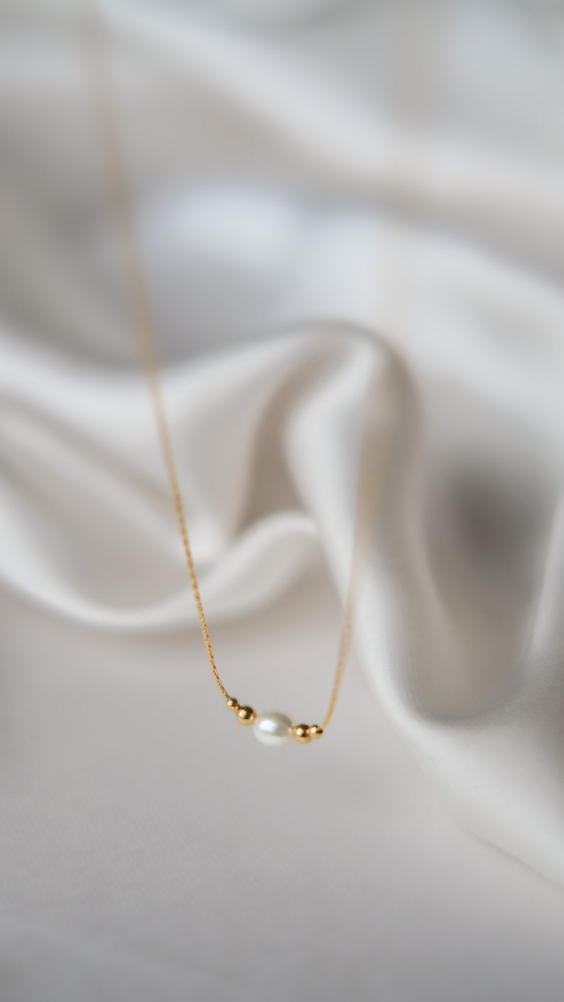 Feine Halskette Gold mit Perlen Kette mit Süßwasserperle 14K Gold Fill Minimalistisch Bild 6