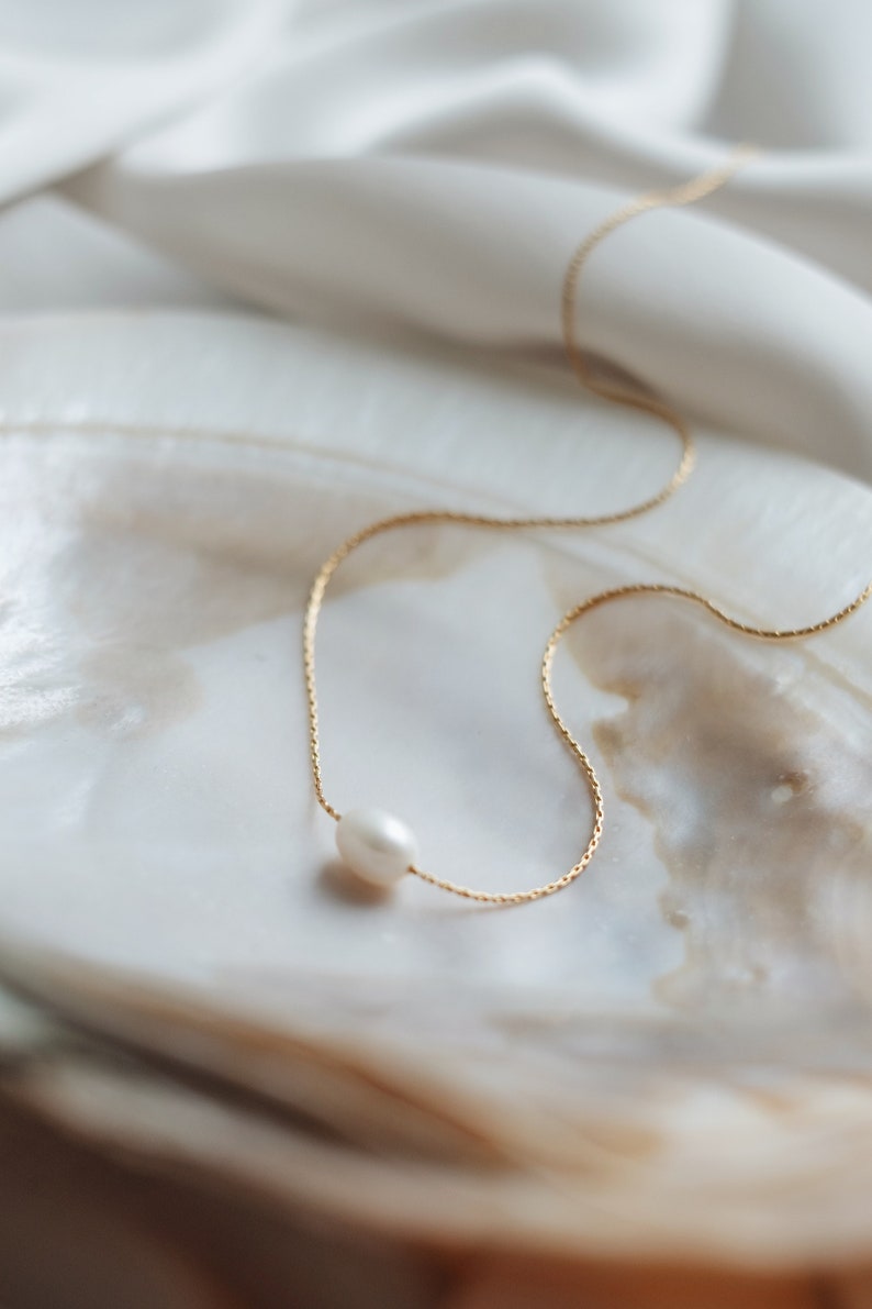 Sehr feine Halskette mit Süßwasserperle filigrane Kette dünne Kette 14K Gold Filled Minimalistisch Bild 9