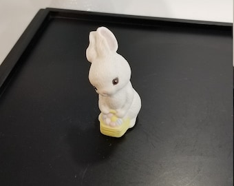VINTAGE HALLMARK Ceramic Easter Bunny Rabbit Figurine