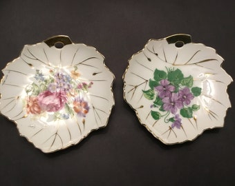 Set of 2 Vintage Nasco Gold Trim Floral Leaf Violet & Roses Flowers Jewelry Trinket Dish Plate Tray Made in Japan