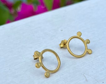 Daisies Gold Studs| Flower Recycled 925 Goldplated Stud Earrings for Her| Floral Gold Everyday Studs| Minimal Gold Daisy Dot Stud Earring