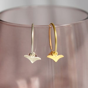 Orecchini a cerchio a forma di gabbiano in argento sterling / Gioielli marini fatti a mano
