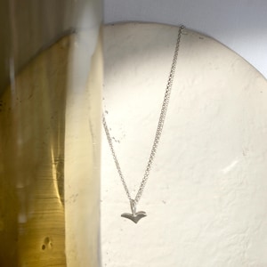 Tiny Bird Necklace Silver 925| Recycled Silver Seagull Charm| Minimal Amulet for Everyday| Conscious Symbolic Gift for Her| 925 Wings Ocean