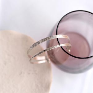 Silver 925 Oxidised Stacked Bracelet with movement| Unisex Sterling Silver Cuff| Recycled Silver Cuff for Everyday| Boho Silver Stacked Cuff