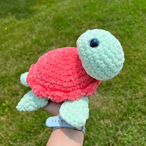 Crochet Turtle Plushie – Handmade Amigurumi Sea Turtle – Cute Stuffed Animal – Ocean Animal Toy – Gift for Kids & Turtle Lovers