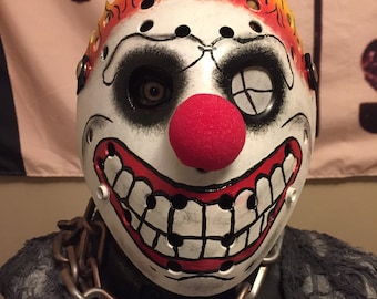 Sweet tooth hockey mask