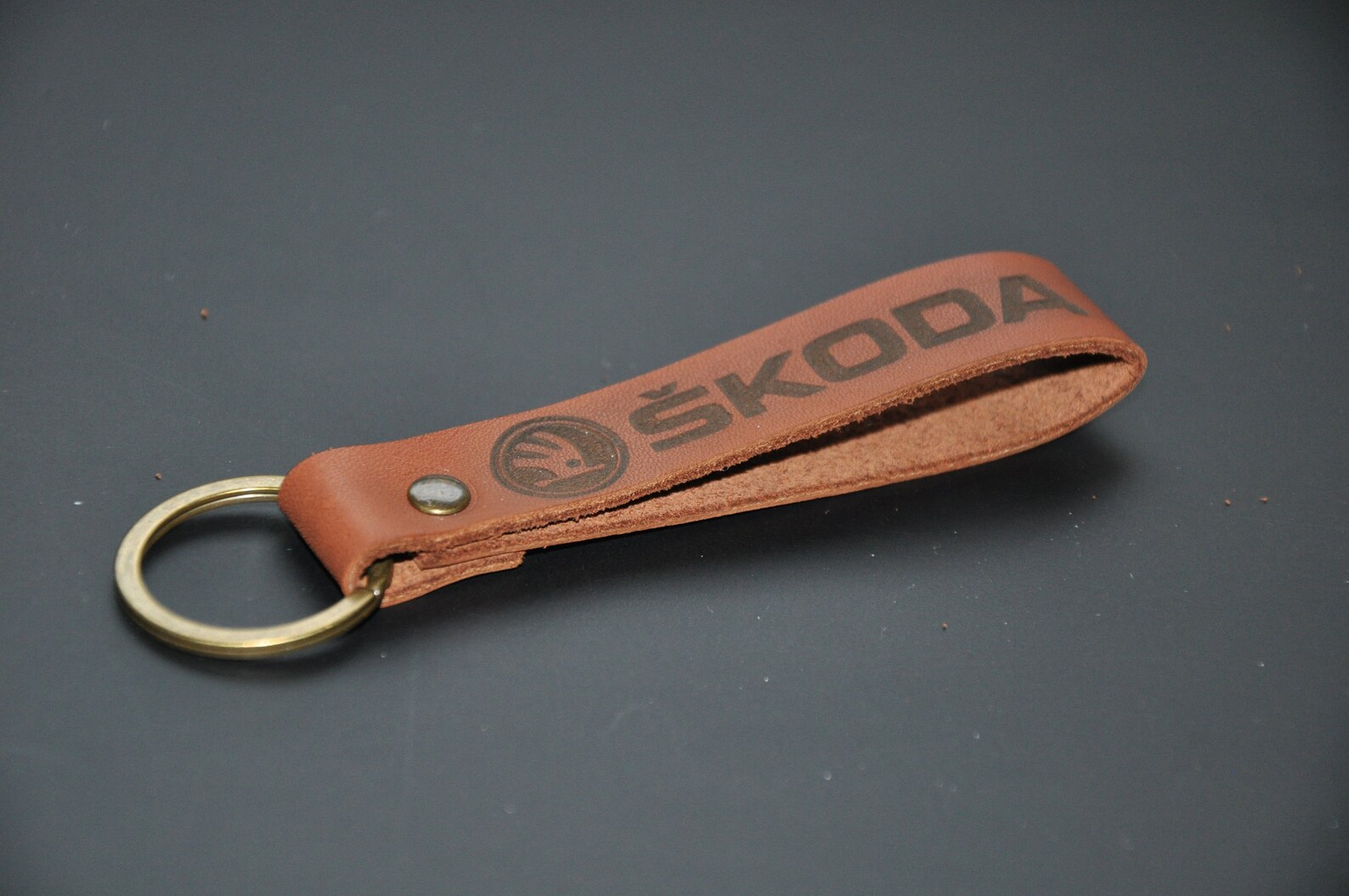 Leather Skoda keychain. Personalized keychain. Gift box. Best Etsy