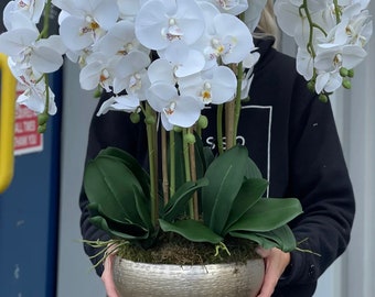 NEW! Gold metal pot, dining table, white silk artificial orchid in gold brass metal pot vase with leaves.