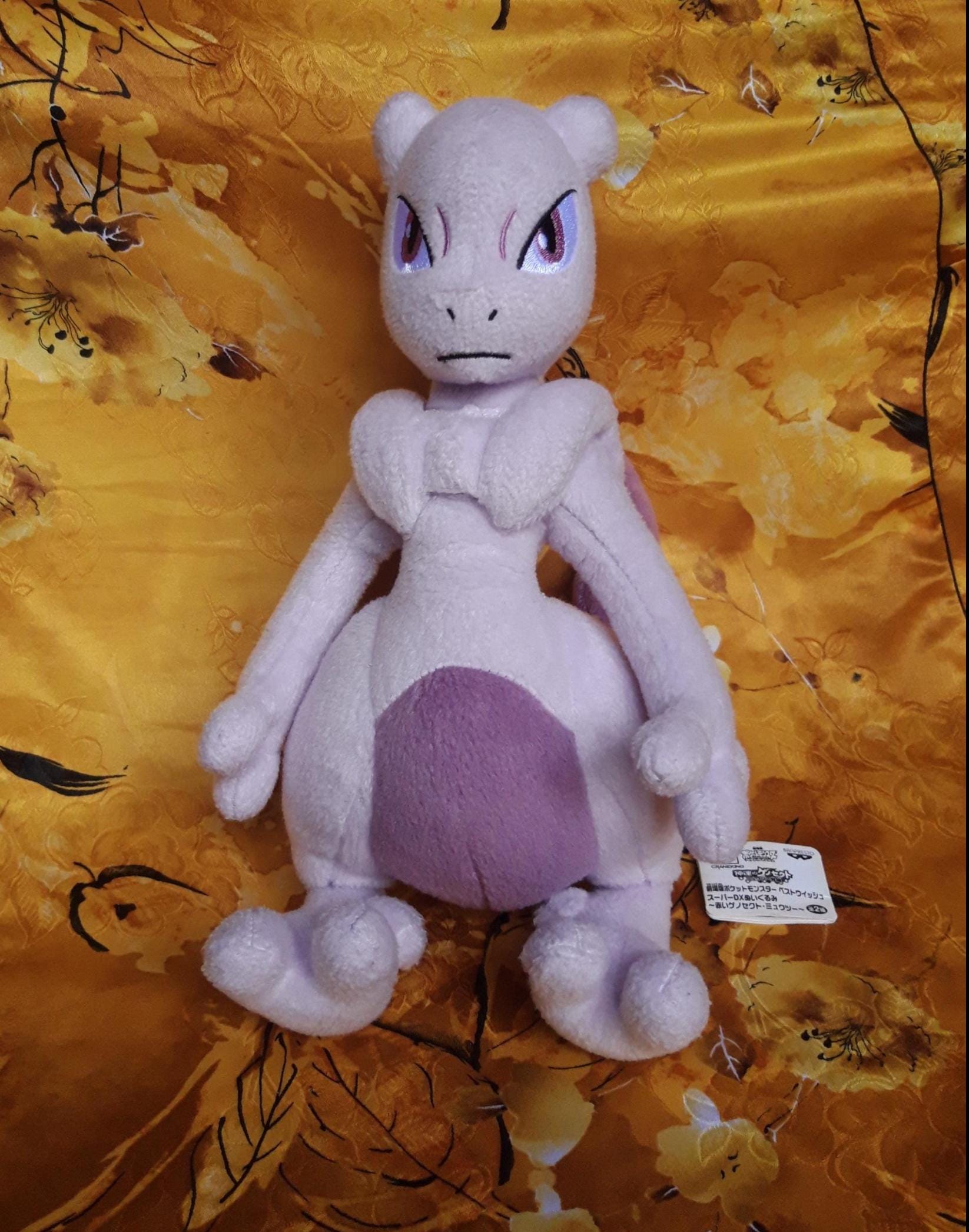 Mewtwo Pelúcia Pokémon 27cm Original Banpresto Mew Boneco | Frete grátis