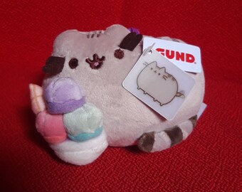 small pusheen plush