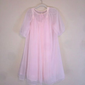 Vintage 70's Shadowline Pink Nylon Gown and Robe Set Puffy Sleeves Lace Trim M image 1