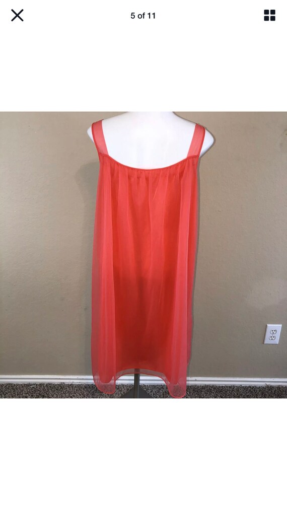 Women Vintage 60s 70s Coral Nylon Night Gown Tier… - image 5