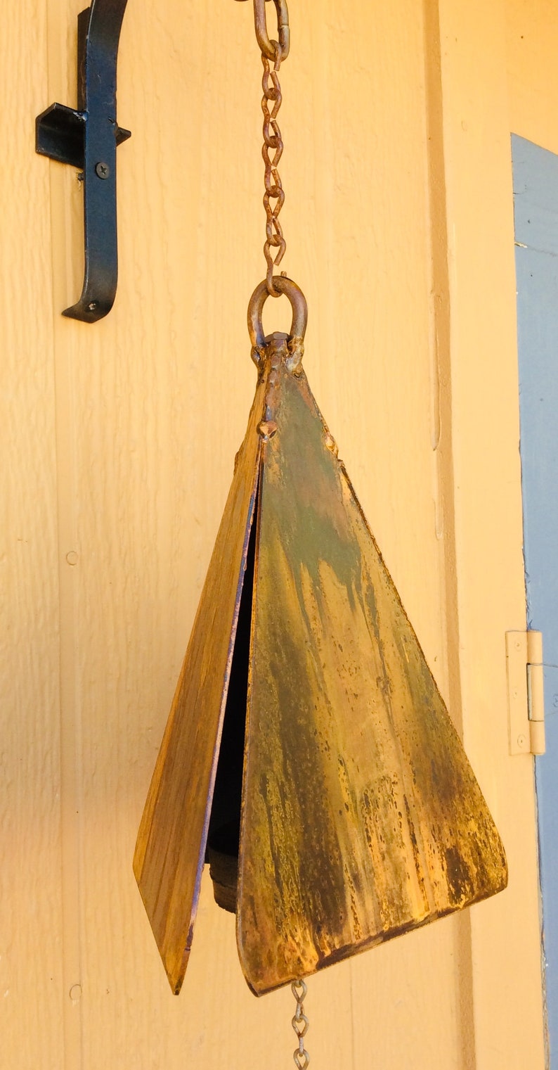 Ready to Ship Small rustic wind bell with Oak, Maple, Heart or Sun wind catcher. Makes a super gift MADE in Pioneer, Ca USA immagine 2