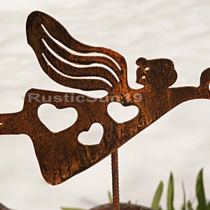 Flying Heart Angel: Large Rusted Steel Garden Art - 15.5&quot;